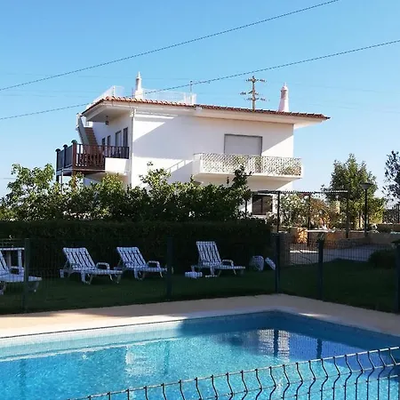 Mila - 3 Bedroom With Pool Дом отдыха *