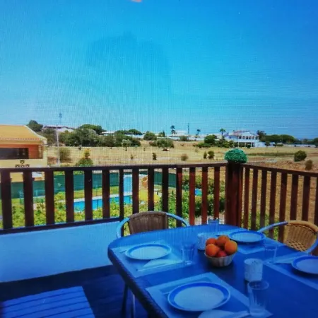 Дом отдыха Mila - 3 Bedroom With Pool