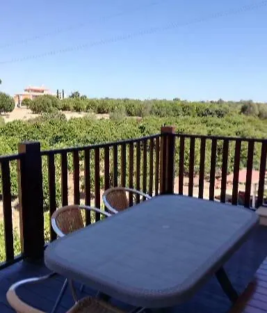 Дом отдыха Mila - 3 Bedroom With Pool